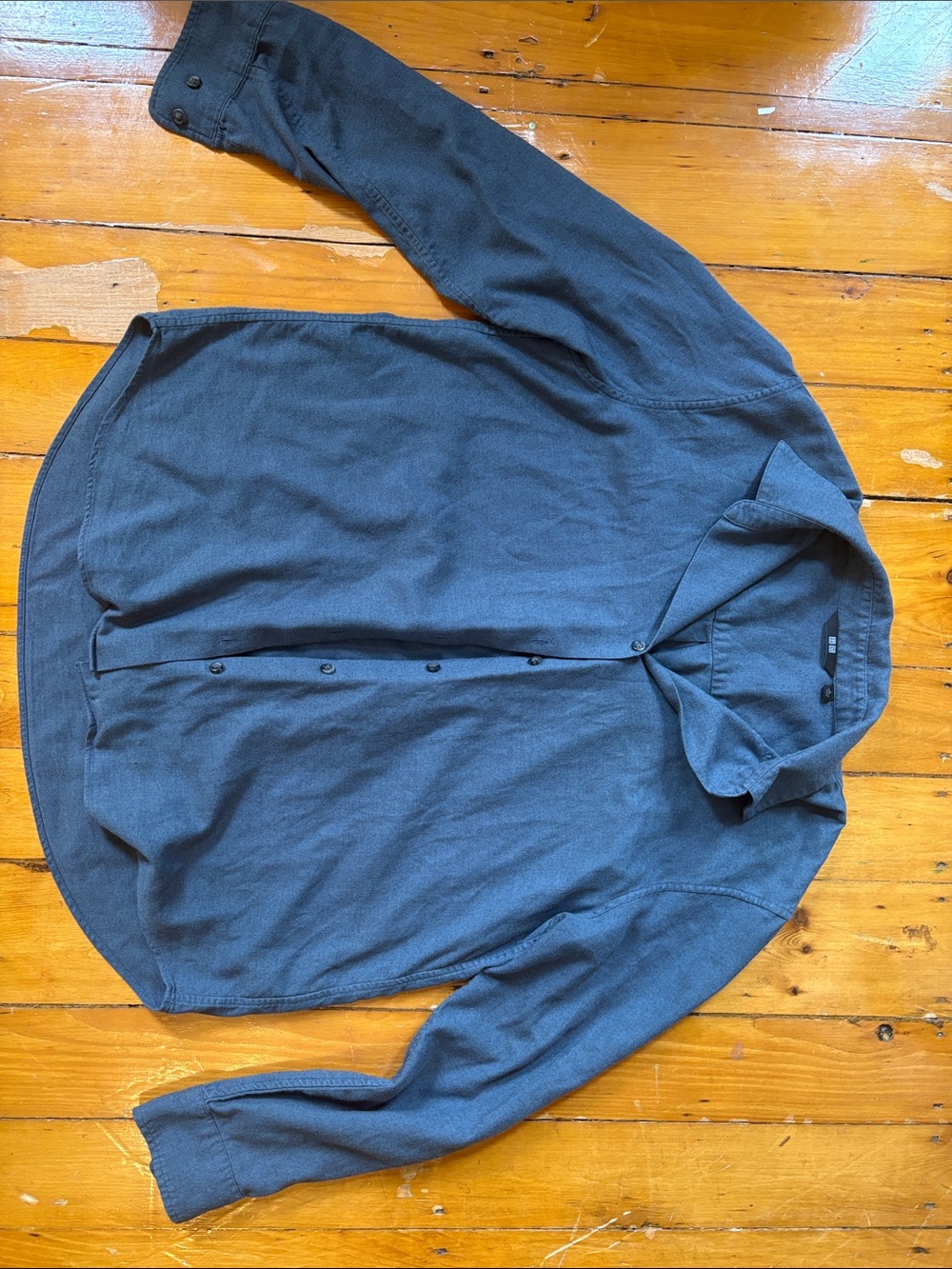 Uniqlo Slate Blue Button Down Flannel